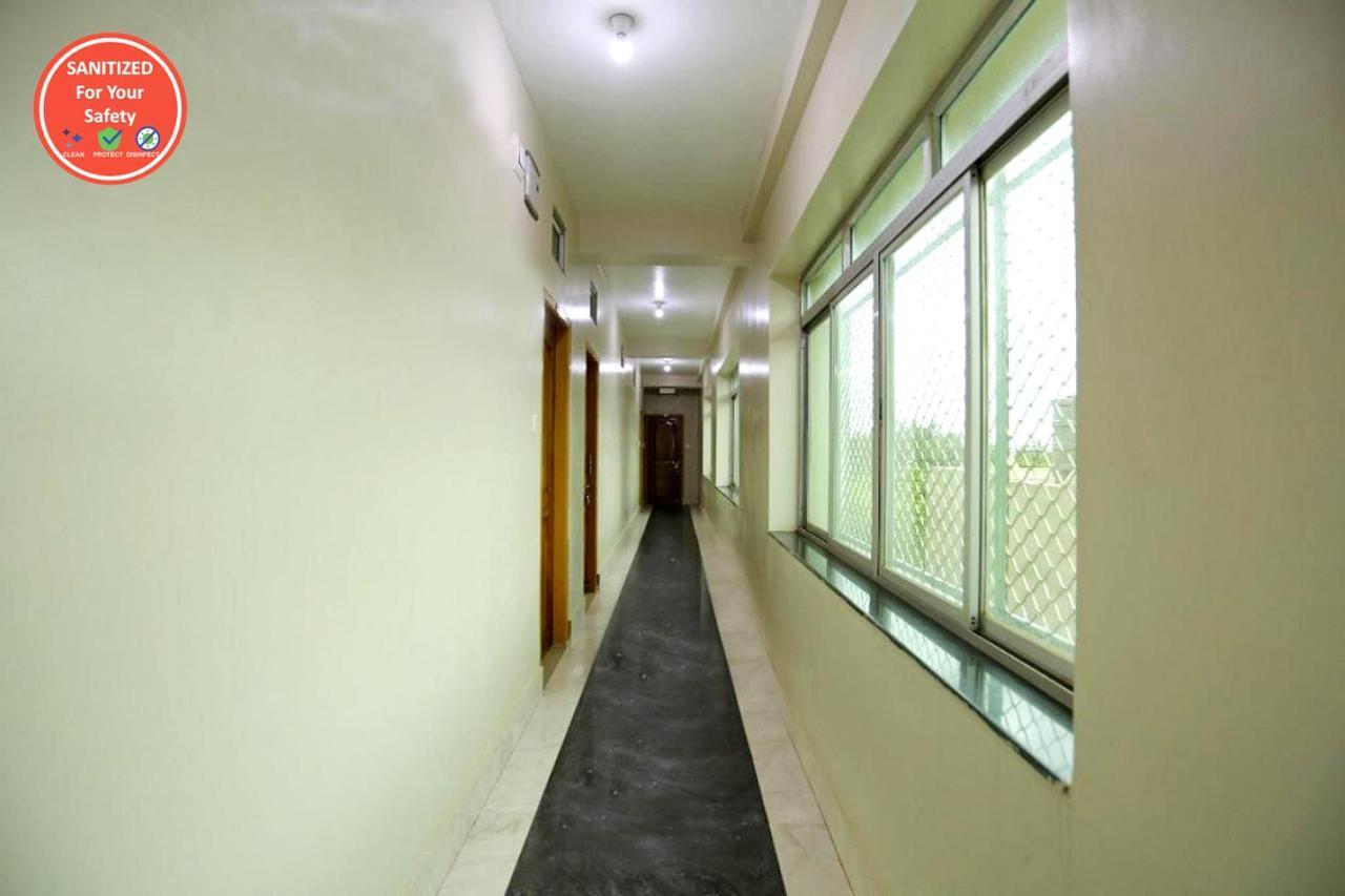 Goroomgo Krishna Residency Puri Exterior foto